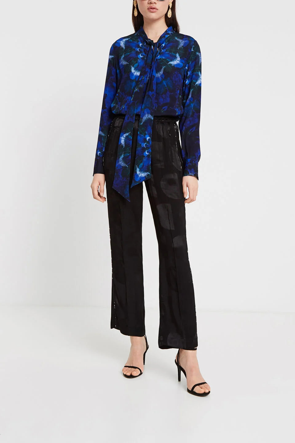 Desigual Tie-Dye-Bluse – Blaues Mandala-Muster mit Schleife