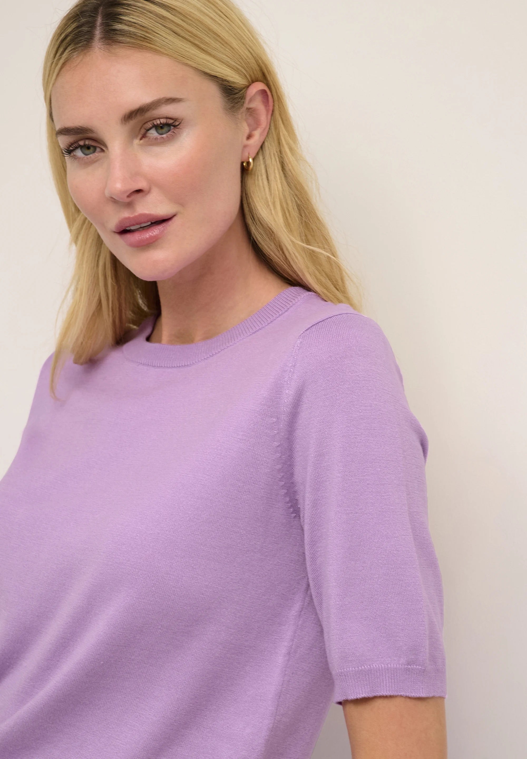 Kaffe Kalizza Lupine Lavender Feinstrick-Kurzarmtop – Designer Outlet für Damen