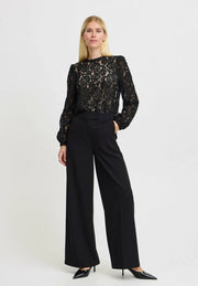 b.young BXGilace Bluse mit Blumenmuster und Spitze - Schwarz