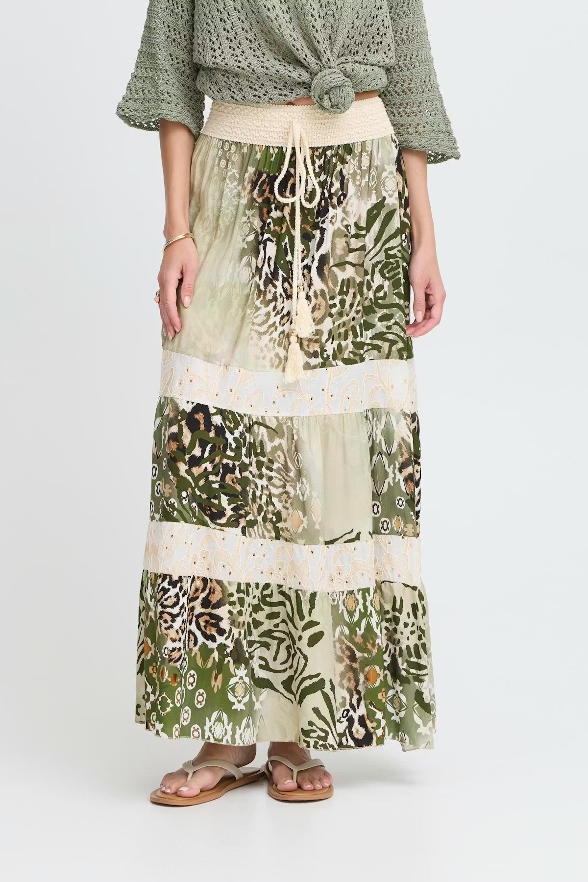 Sorbet Alona Stufen-Maxirock mit Animal-Print – Creme & Salbei