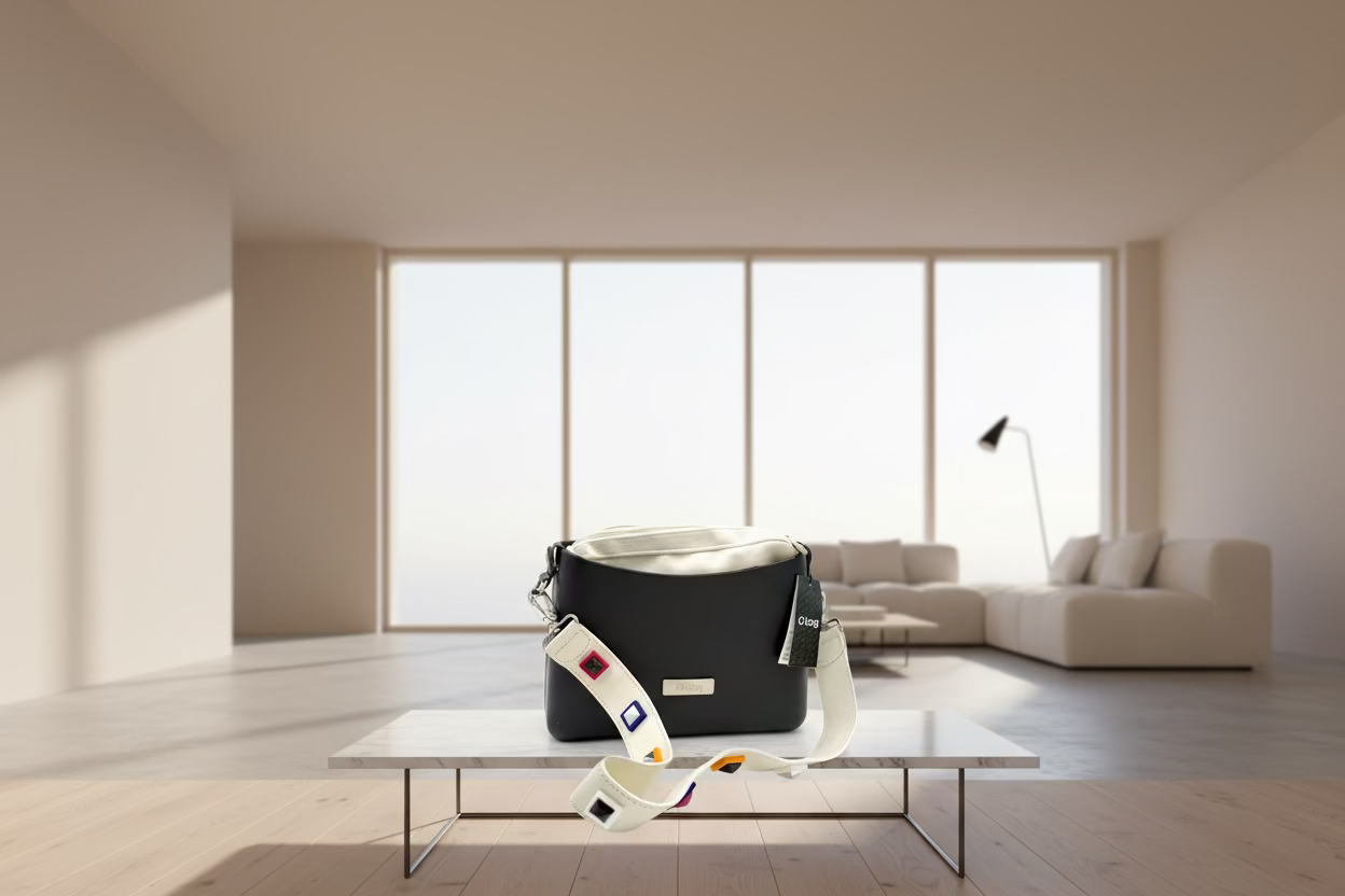 O bag Glam Tasche – anthrazitfarbener Taschenkörper, offwhite Innentasche mit Reißverschluss und dekorierter Schulterriemen