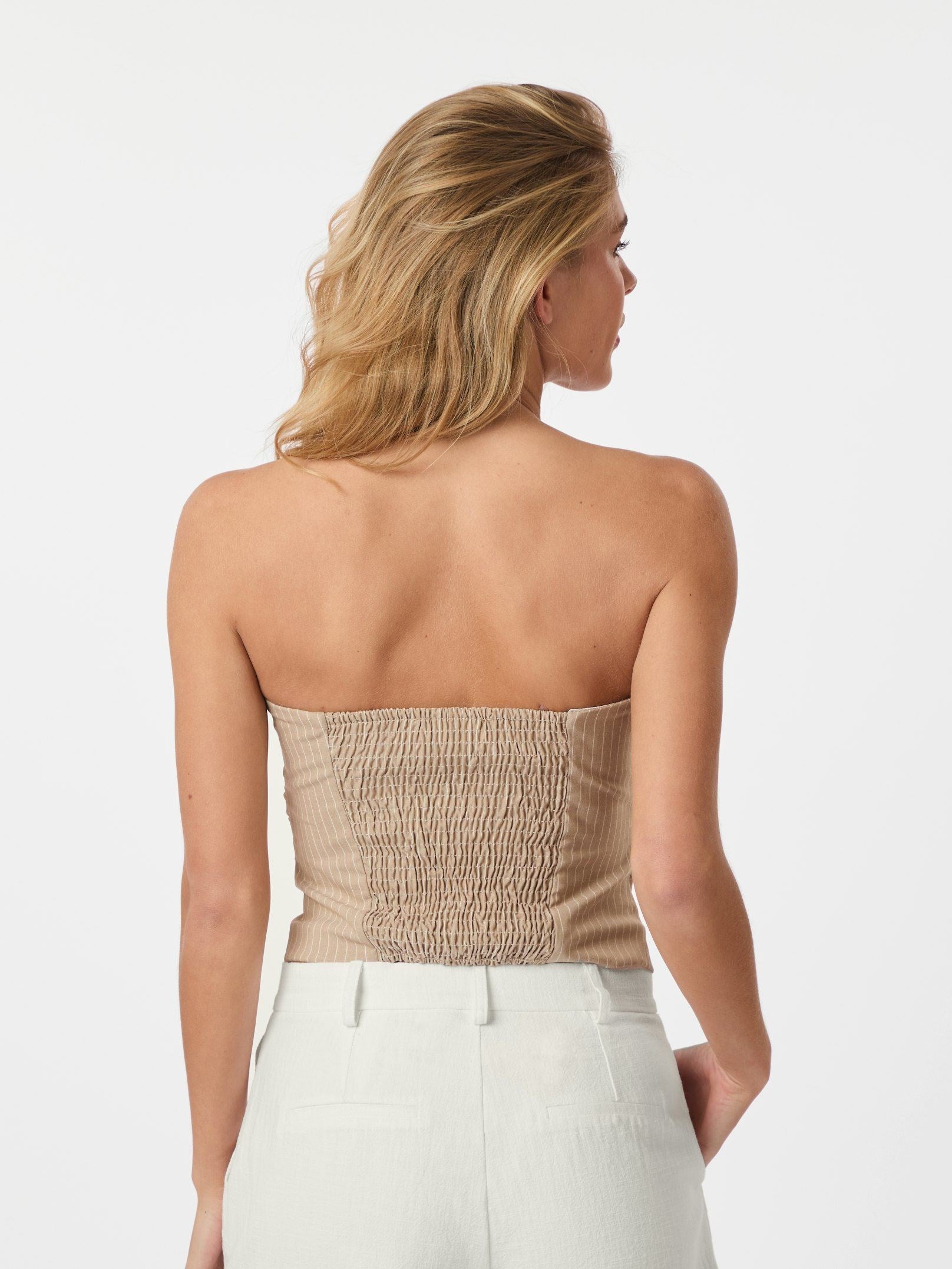 Neo Noir Beige Nadelstreifen Smocked Bandeau Tube Top – Trägerlos | Damen