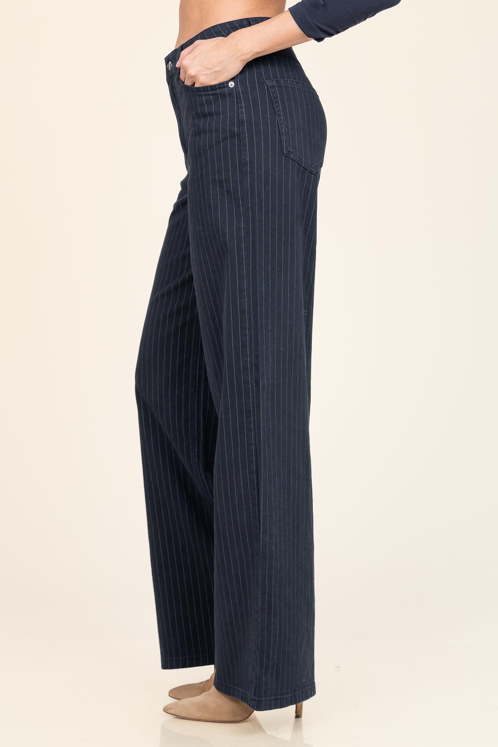 Co'couture Pin Wide-Leg-Jeans mit Nadelstreifen – Schwarz