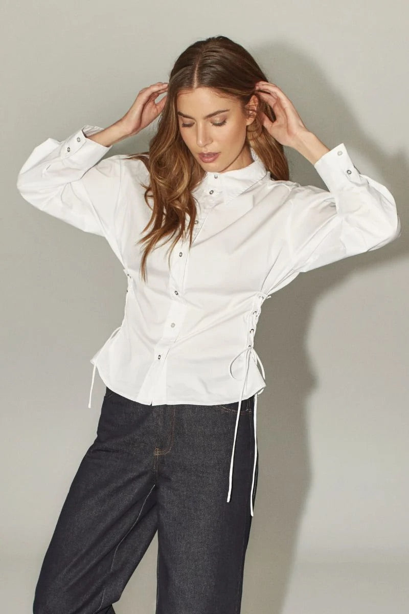 Co'couture Poppy Bluse mit Ösendetails und Bindeband – Weiß