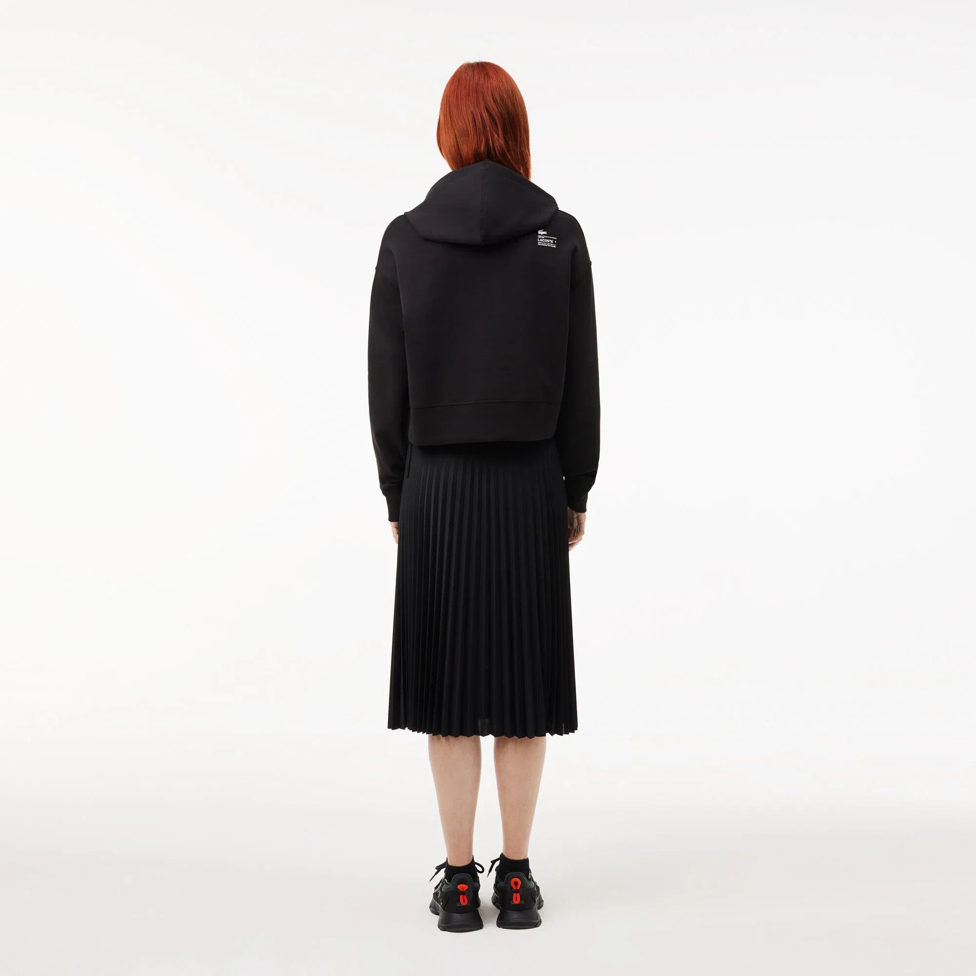 Lacoste ist noch nicht fertig, lange Zeit nicht verfügbar