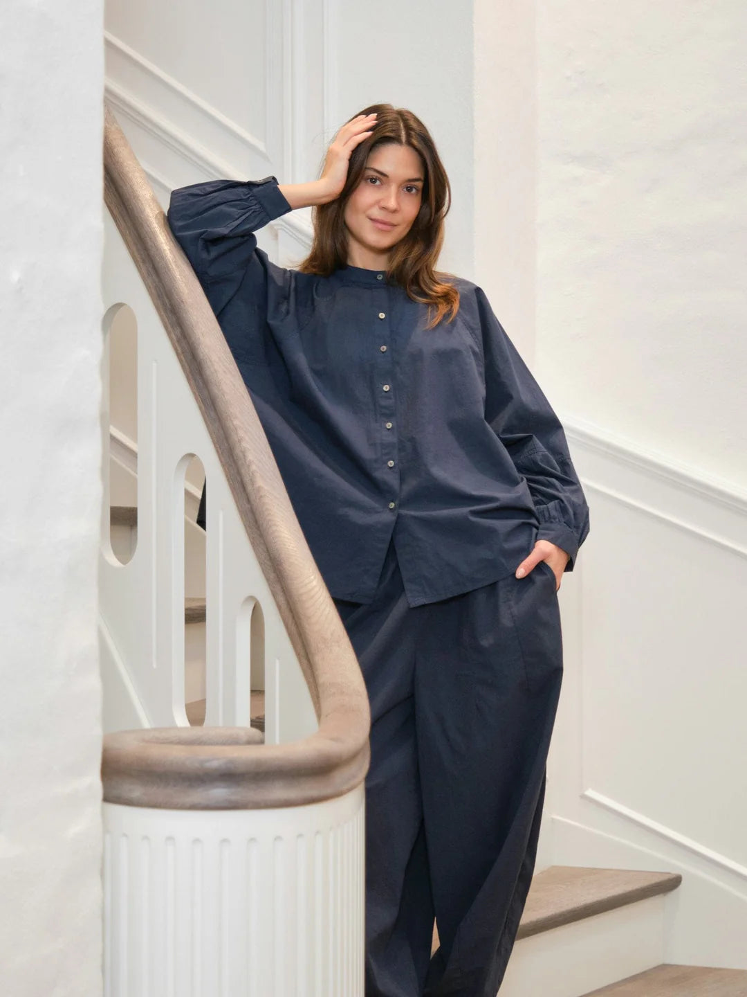 Neo Noir Prina C Navy Popeline Ballontrouser – Elastischer Bund mit Kordelzug | Damen